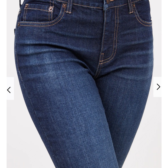 Lucky Brand Sweet Straight Jeans - Picture 2 of 7